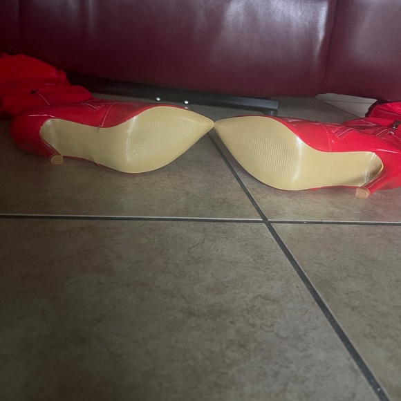 CUCCO THIGH HIGH RED PATENT LEATHER BOOTS 6(US) 36(EU) - Picture 9 of 15